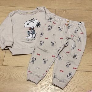 Peanuts Cream Sweatshirt